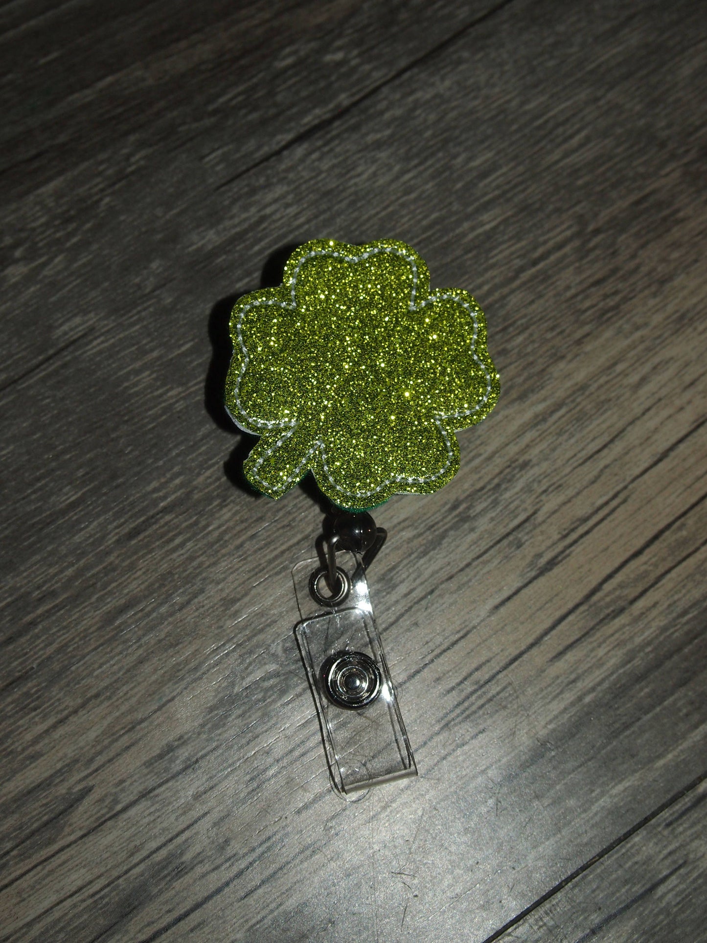 Nurse Badge Reel | four leaf clover ID Holder Retractable Badge Buddy Pediatric Nurse Gift Felt Badge Reel 4 leaf