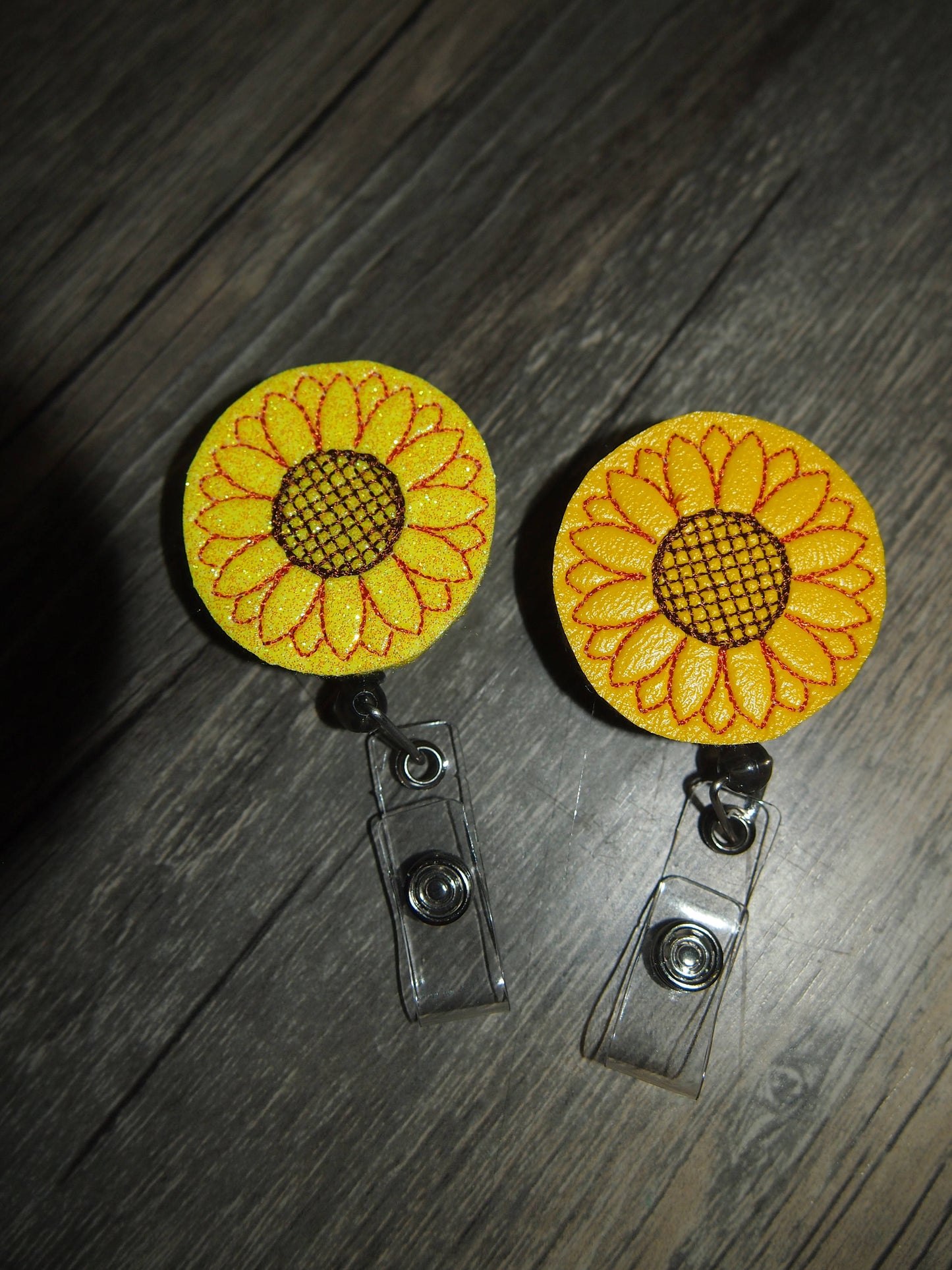 Sunflower Nurse Badge Reel ID Holder Retractable | hospital Badge Reel | Badge Buddy | Pediatric | Nurse Gift | Felt Badge Reel Office Gift