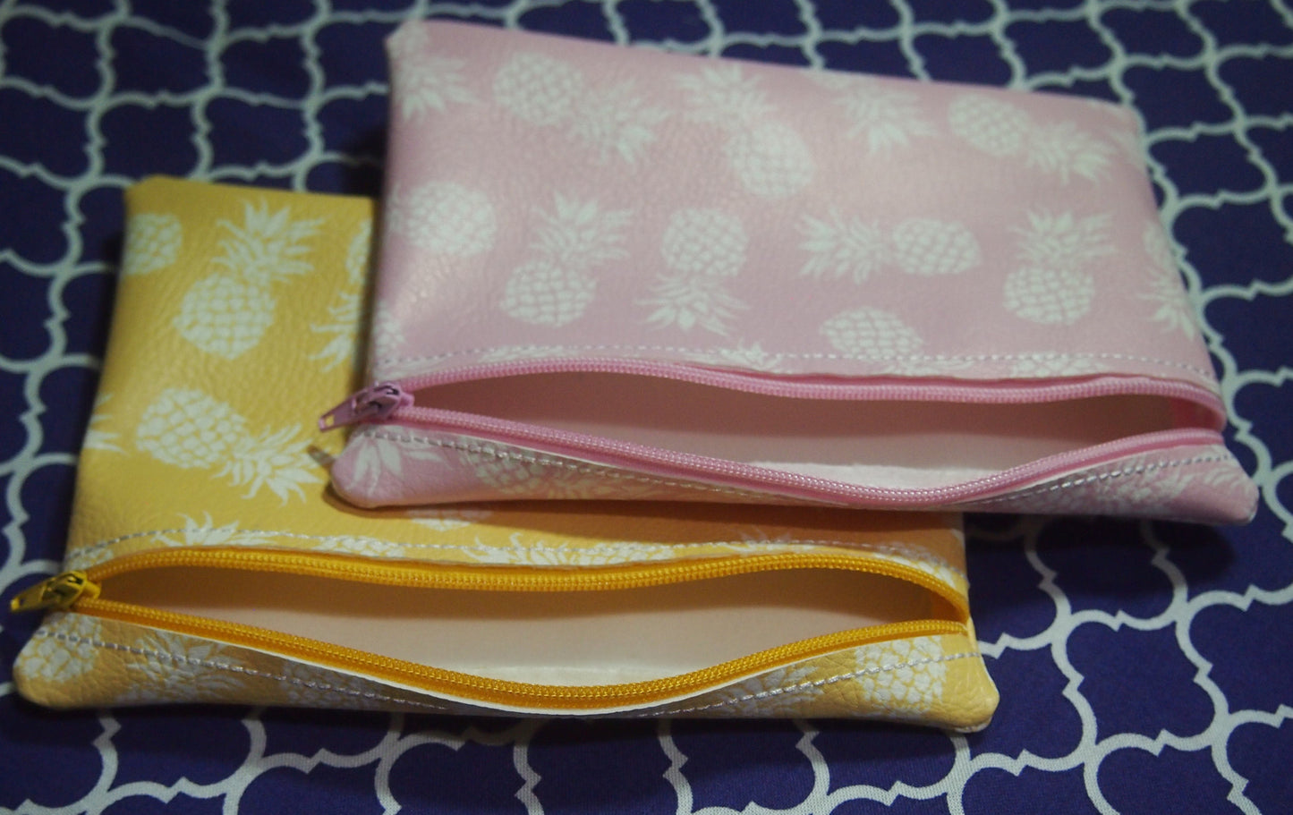 Pineapple Zipper Bag | Cosmetic Bag Zip Bag Pineapple Cosmetic Bag Zipper Pouch Small Zippered Pouch Pineapple Bag Carry bag Pine Apple