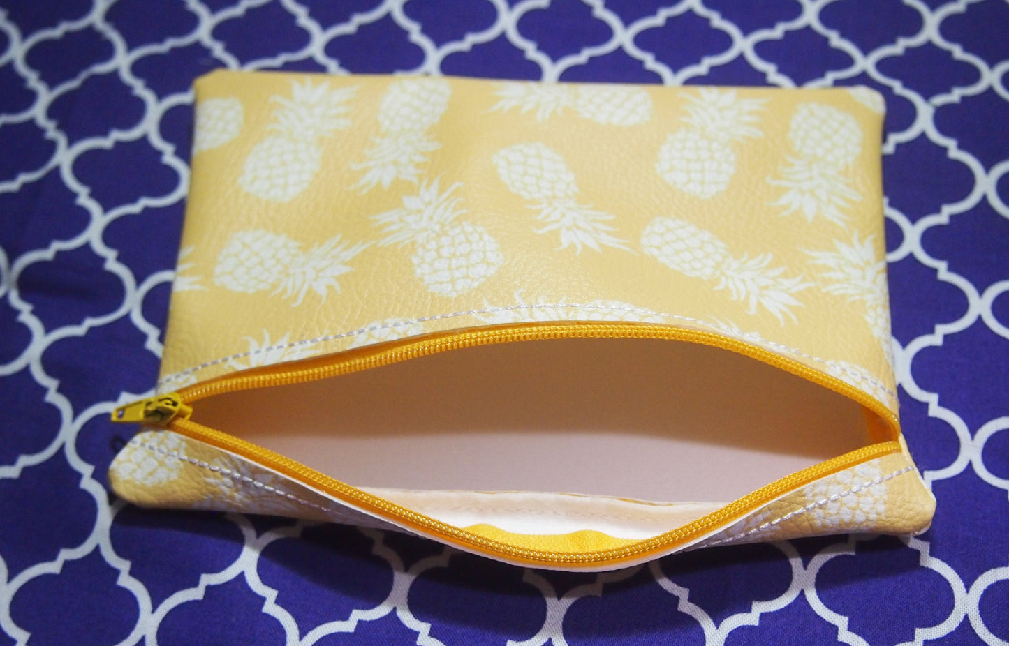 Pineapple Zipper Bag | Cosmetic Bag Zip Bag Pineapple Cosmetic Bag Zipper Pouch Small Zippered Pouch Pineapple Bag Carry bag Pine Apple